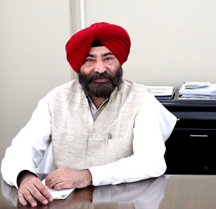 Portrait of Dr. Harinder Singh Oberoi