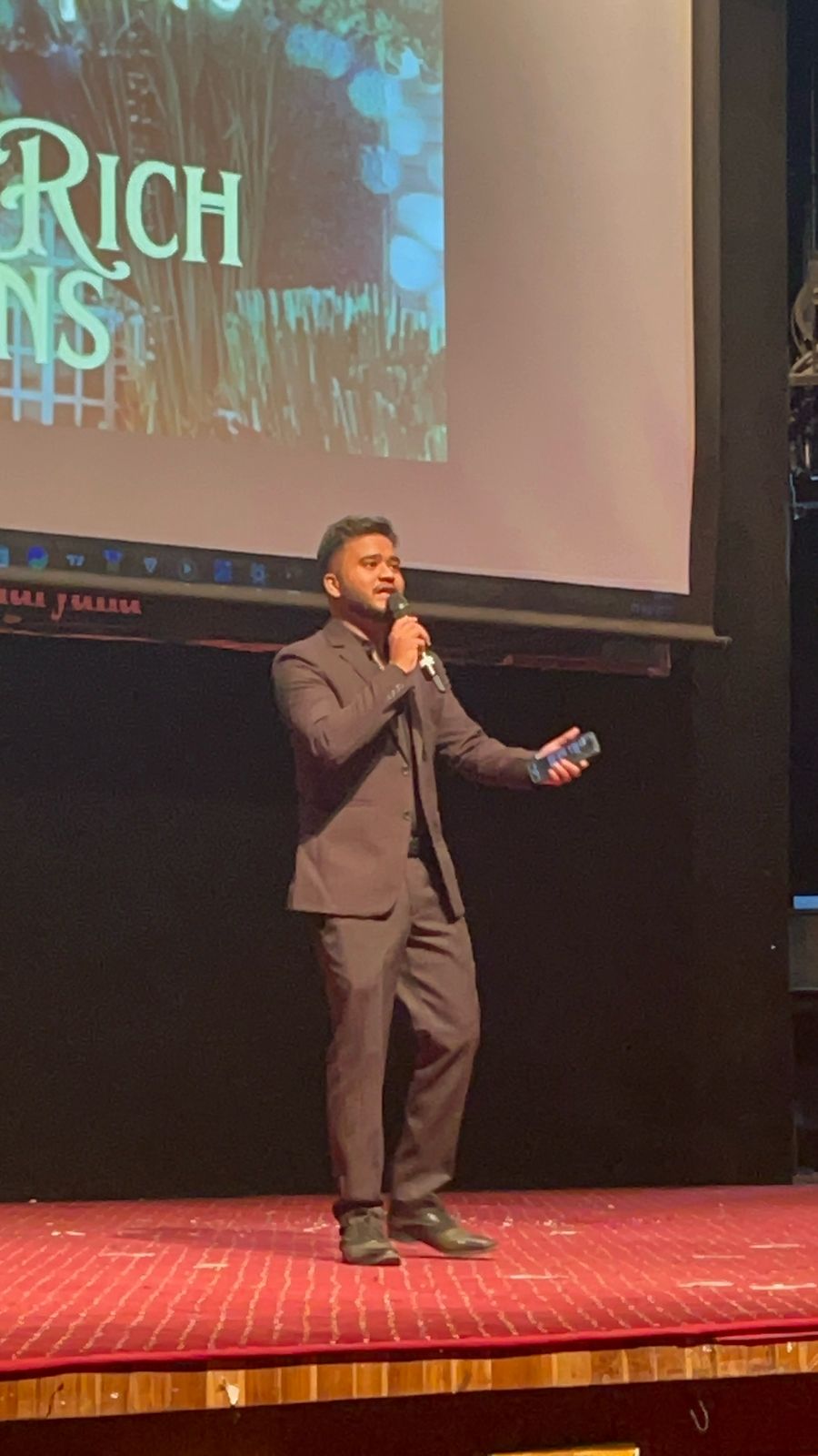 Profile photo of Aman bharadwaj